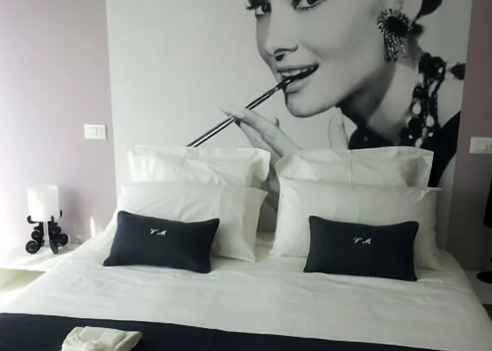 بيت ضيافة Venice Movie